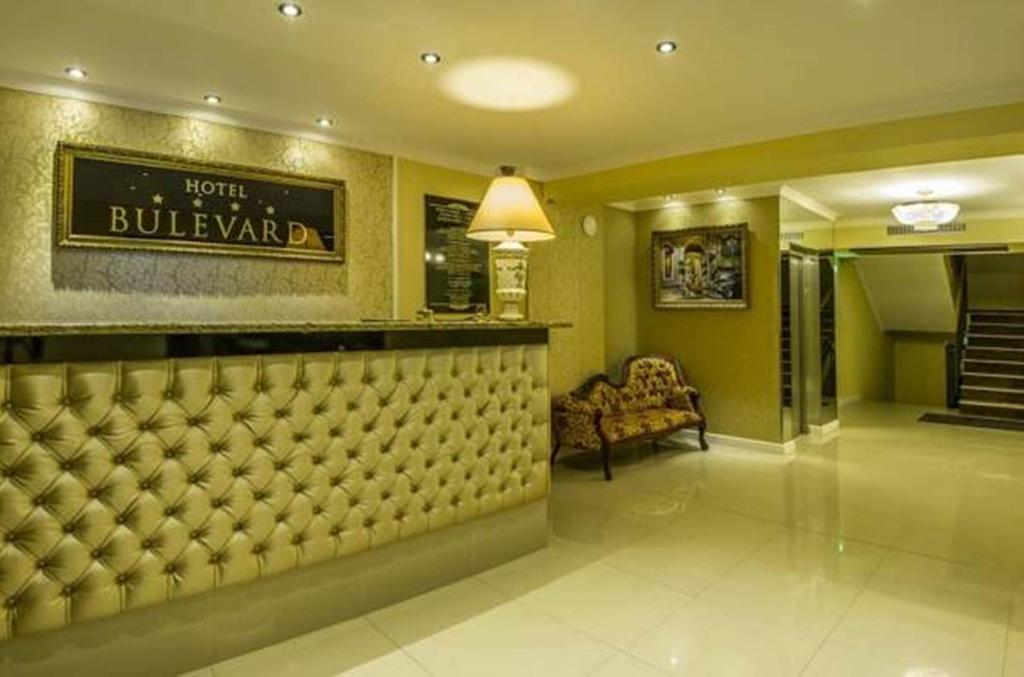 Hotel Bulevard Hunedoara Exterior foto